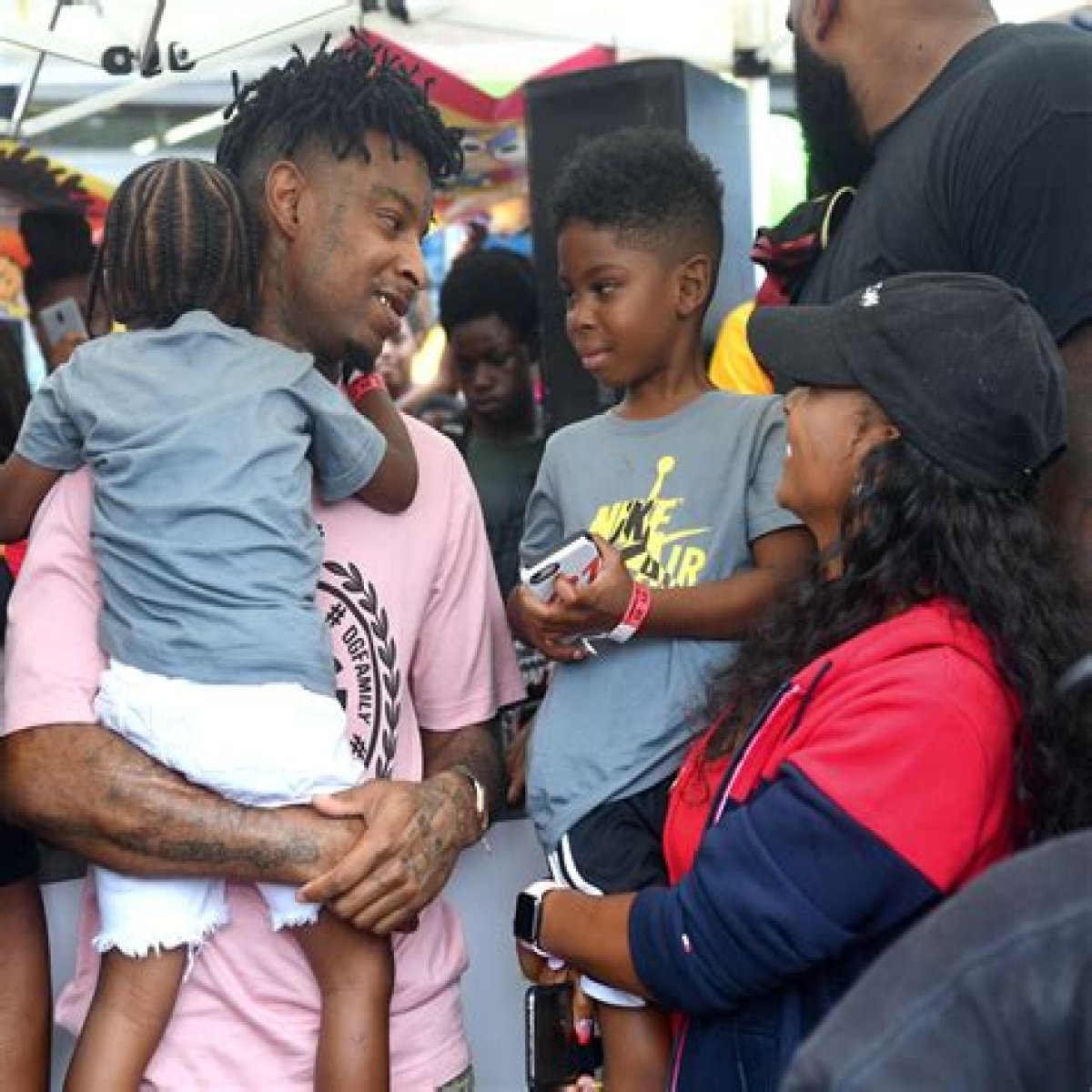 21 Savage's Family Ties: Exploring Whether the Rapper Has Children - SarkariResult