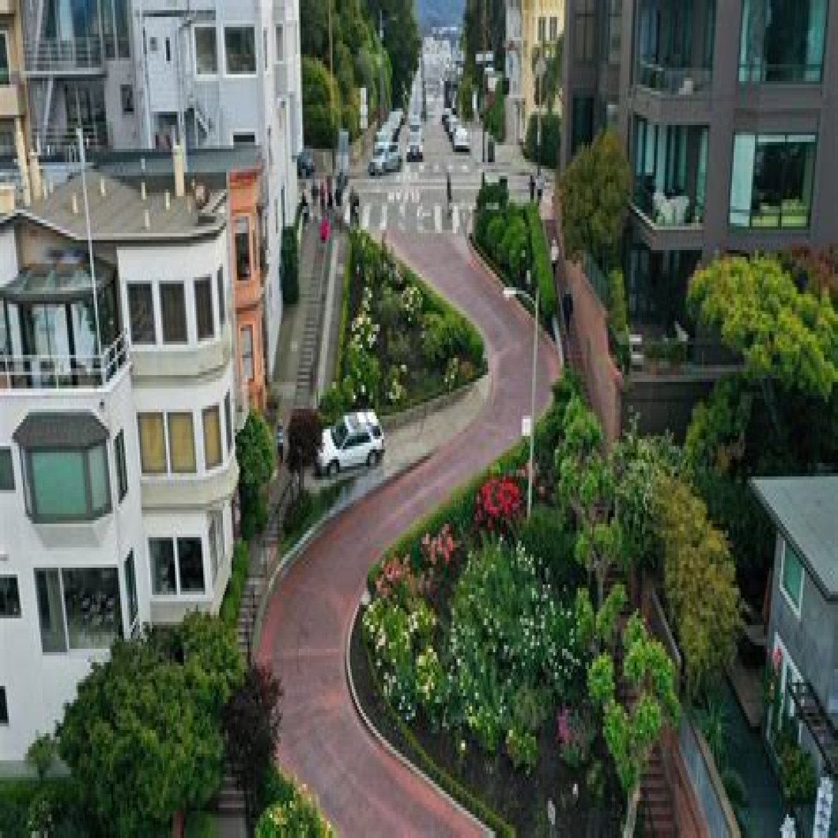 3 years ago, this swanky San Francisco house sold for $20 million. It just changed hands again — for half the price.