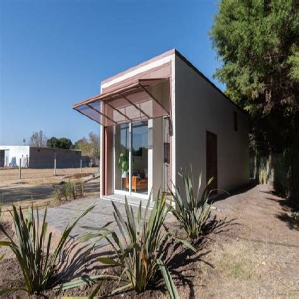 A $130,000 bulletproof concrete modular tiny home has seen strong demand in the US — see inside the units that'll be delivered this year