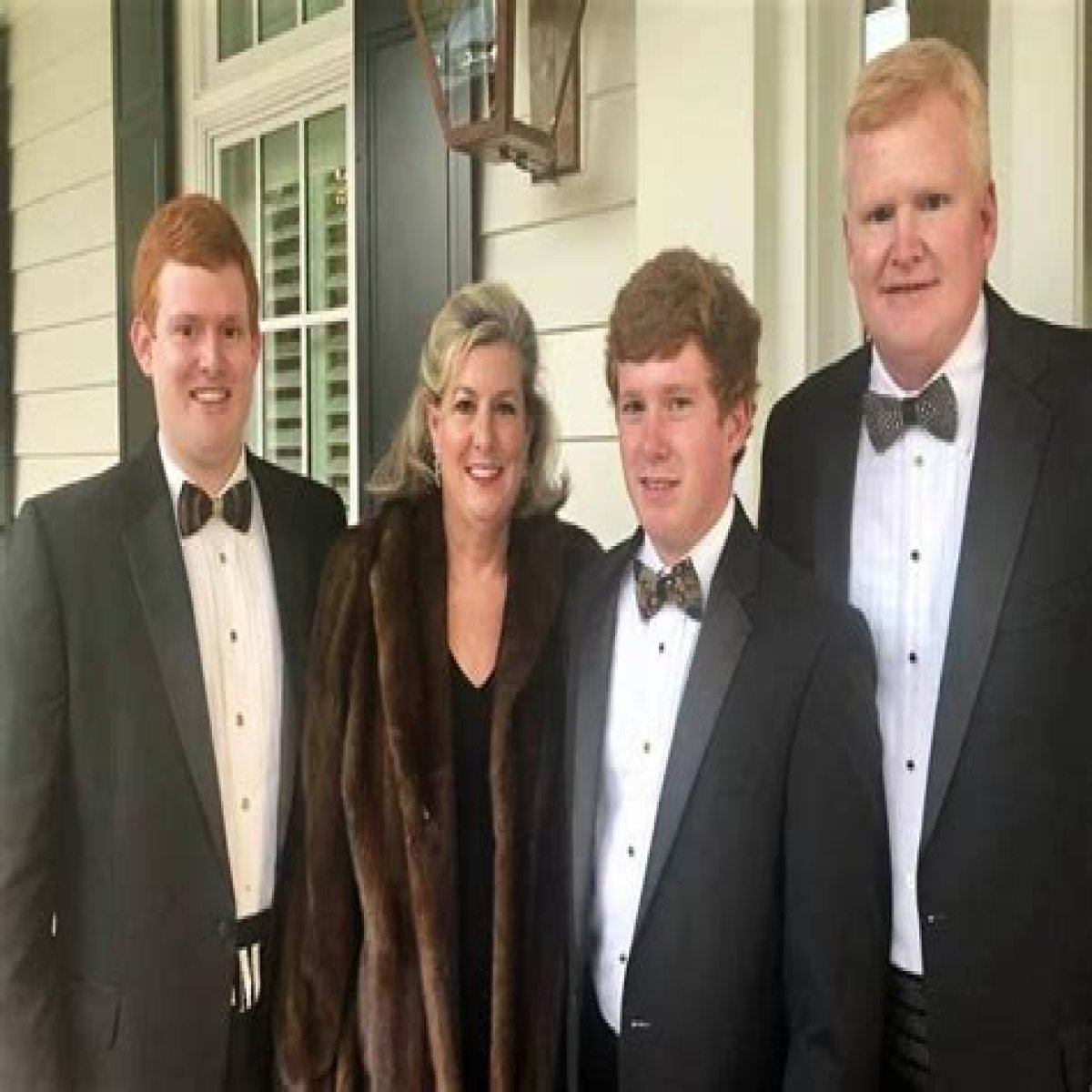 Alex Murdaugh – All about her Age, Family & Controversy