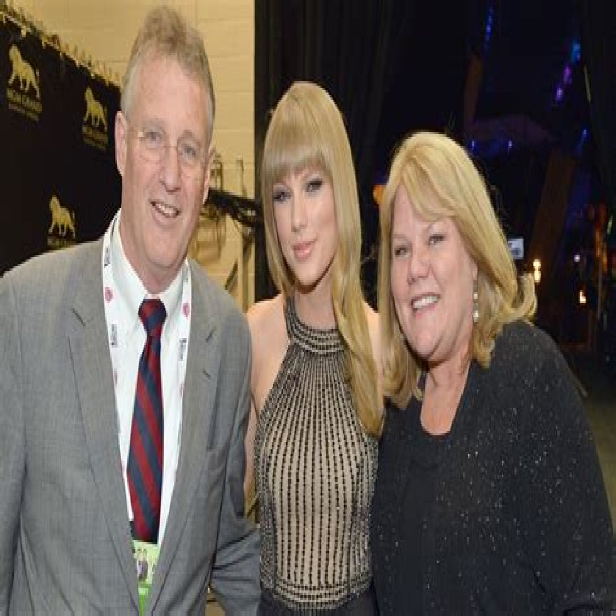 Are Taylor Swift's Parents Remarrying Each Other? Unraveling The Mystery