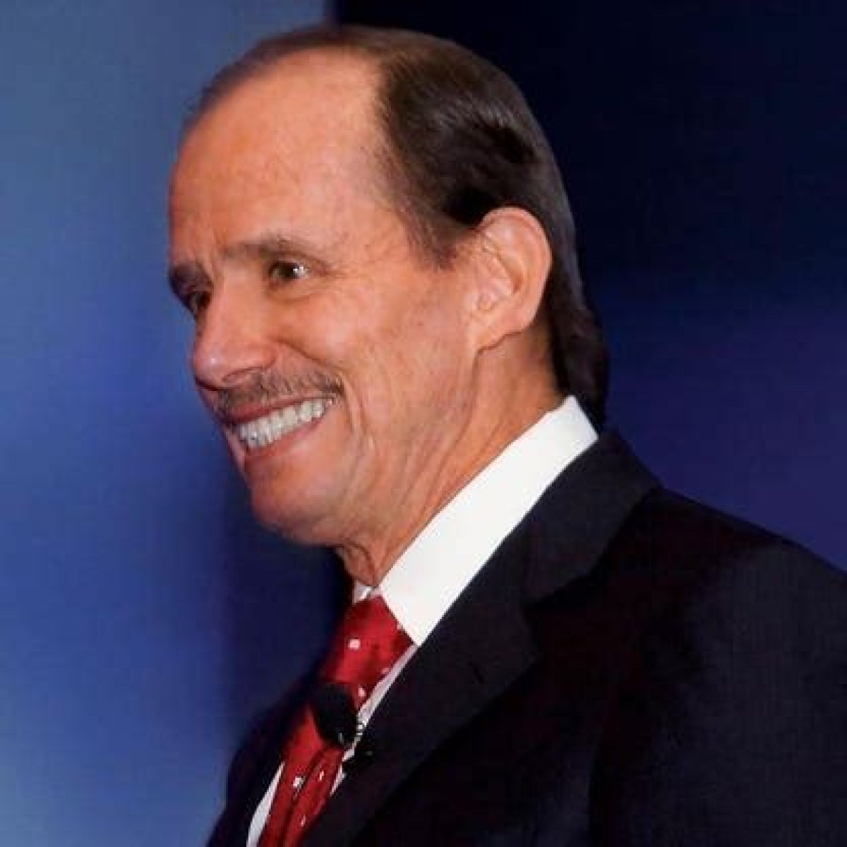 Eduardo Belmont Anderson Net Worth