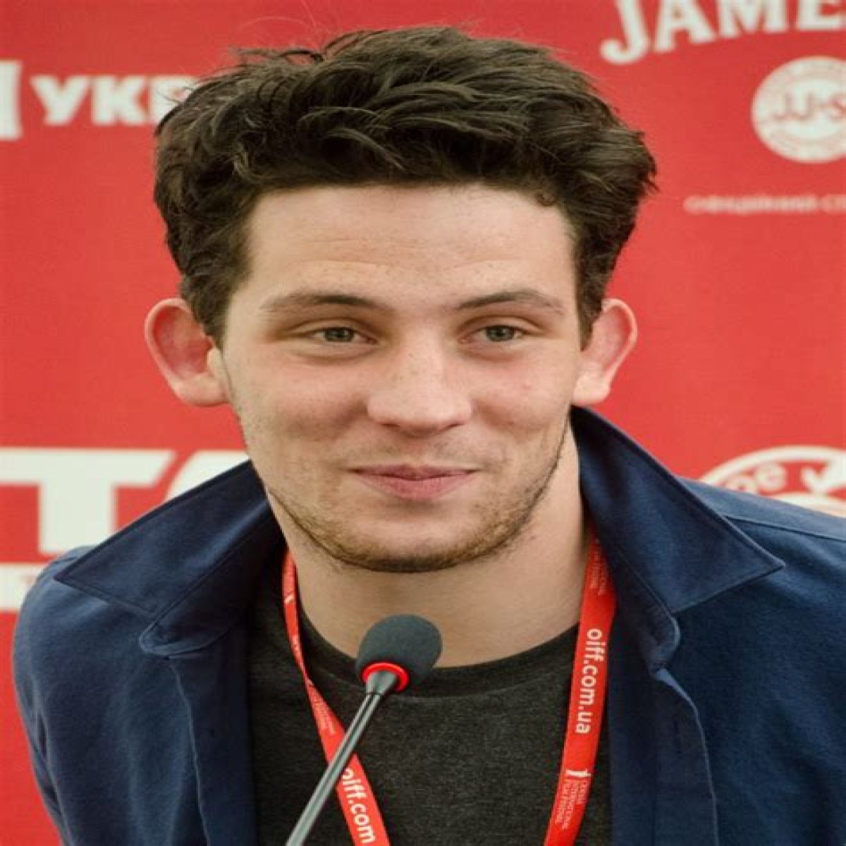 Josh O'Connor Biography, Age, Height, Wife, Net Worth, Family