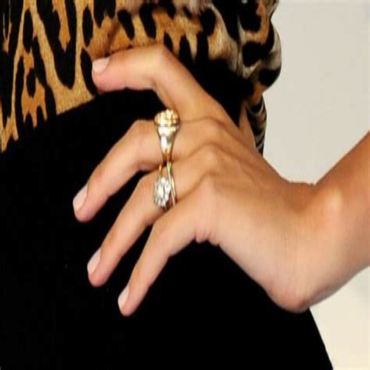 Katy Perry’s £4m engagement ring from Orlando Bloom looks like the ‘cheaper stepsister’ of the band he gave ex Miranda Kerr, eagle-eyes fans claim