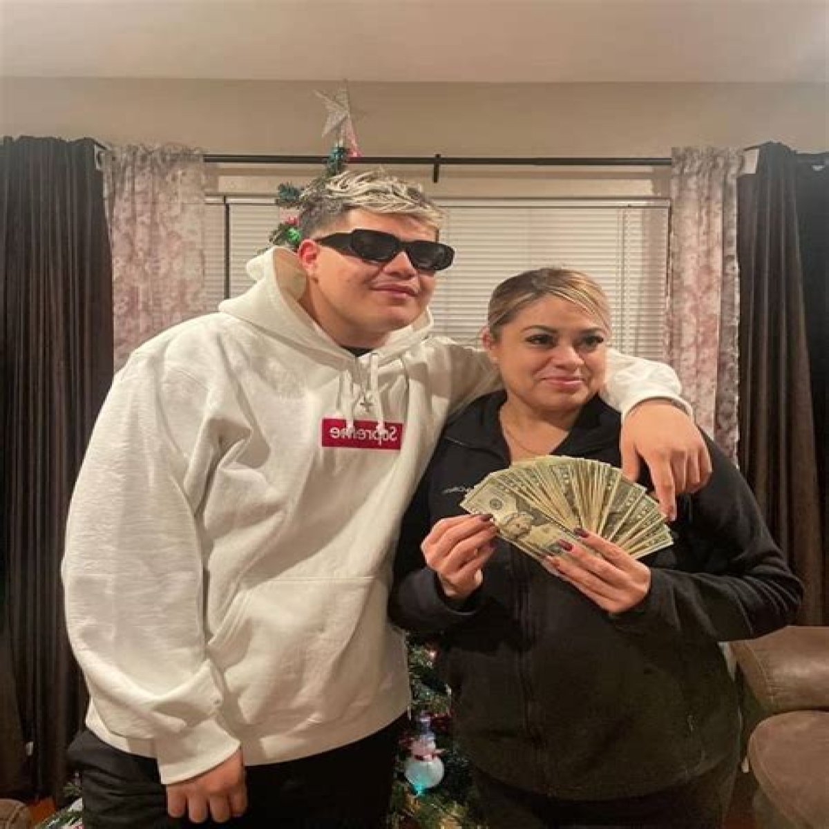 Kevy Kevs (TikTok Star) - Age, Birthday, Bio, Facts, Family, Net Worth, Height & More