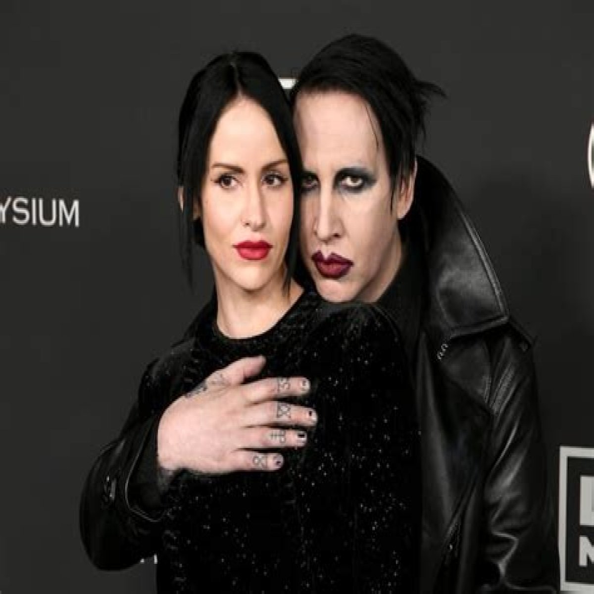Lindsay Usich: Photographer, Marilyn Manson’s Wife, Age, Height, Art, Instagram, Net Worth, Wiki!