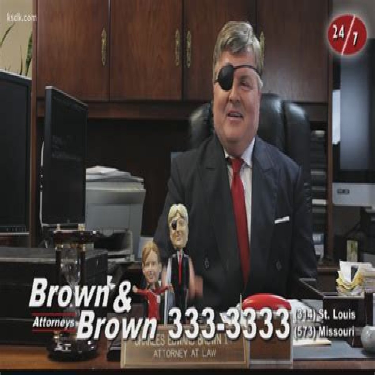 Prominent St Louis attorney Charles Brown, 61, jumps to his death from high-rise office building