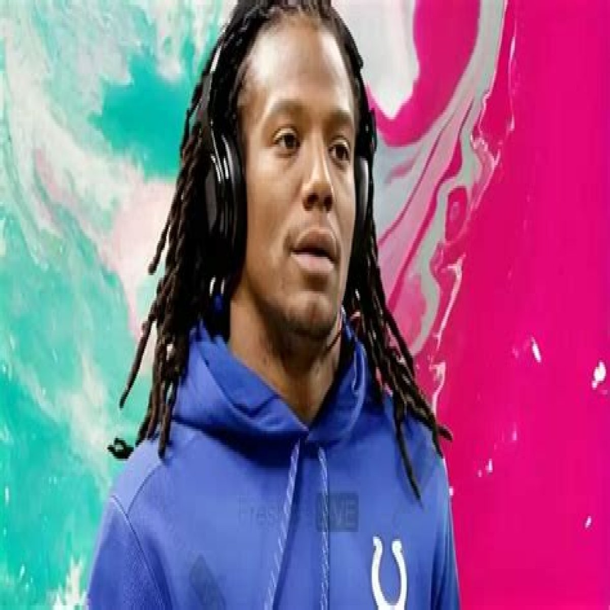 Sergio Brow Gender: Is Sergio Brown Gay Or Does He Have Wife?