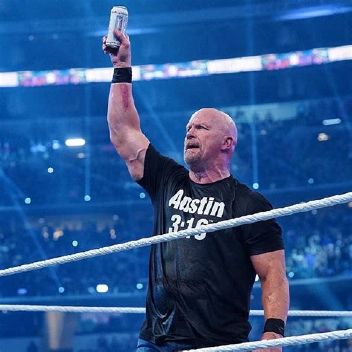 Stone Cold Steve Austin Recalls a Beer Can Knocking Him Over: “Some B*tch Hit Me
Right Dead Square in the Forehead”