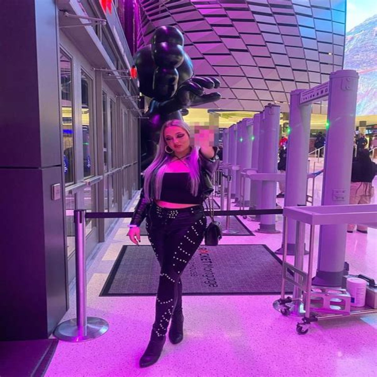 Teen Mom Jade Cline shows off her 'boob job' as she almost pops out of tiny pink dress in 'thirsty' new photos