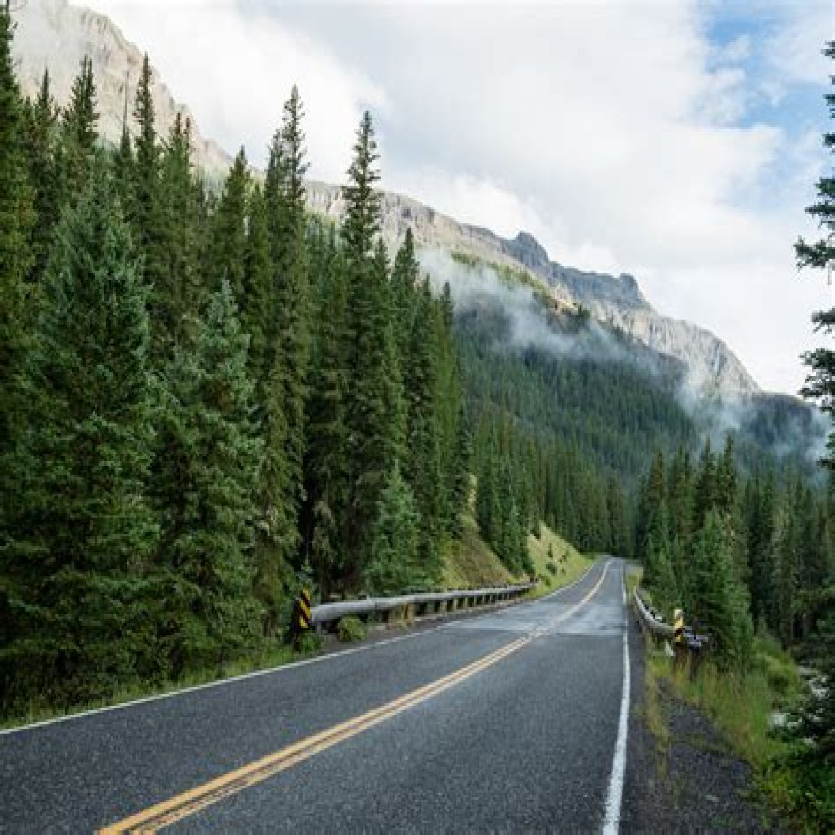 These are America's 10 most beautiful deserted highways