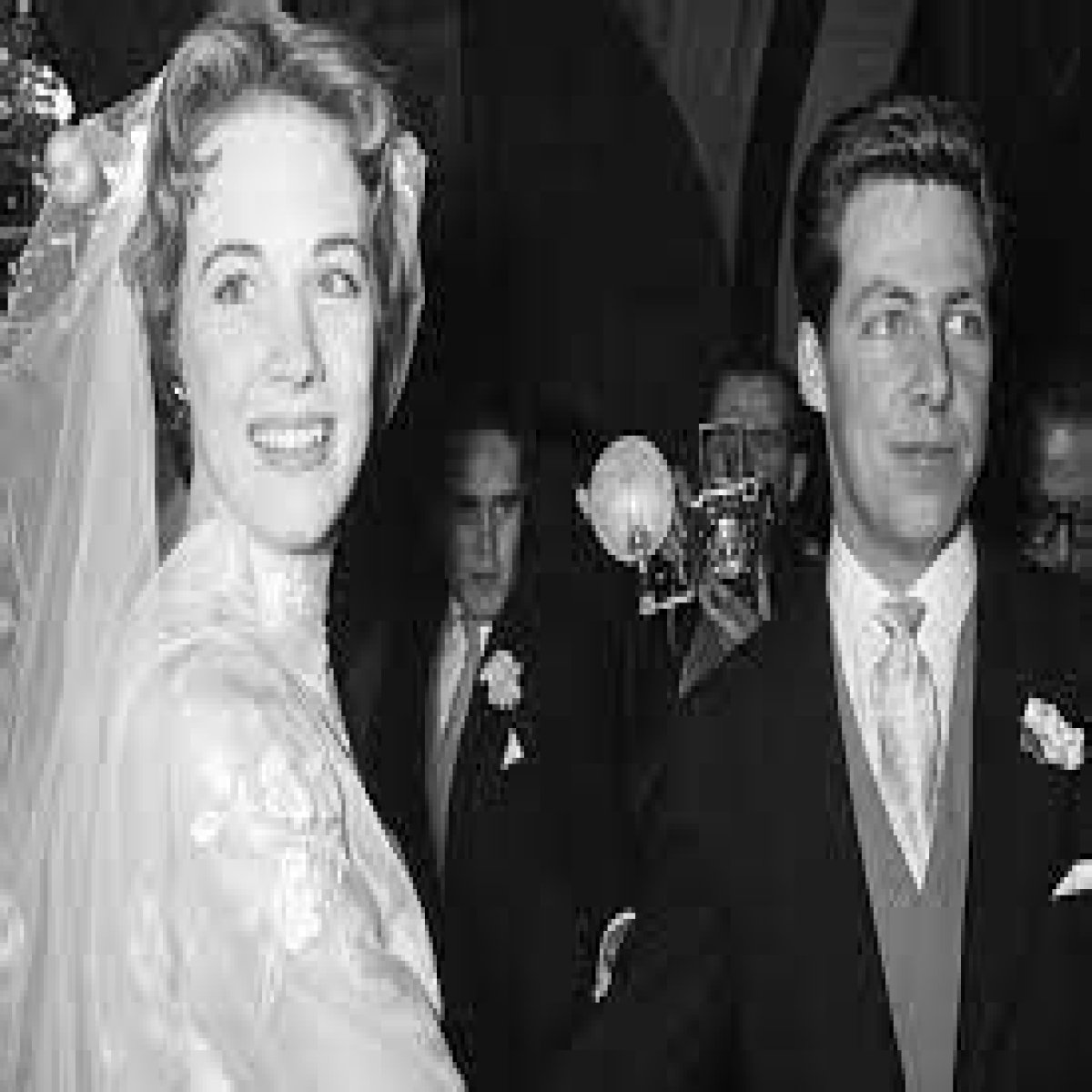 Who Is Gen LeRoy Walton? Meet The Deceased Tony Walton Wife And Explore His Death Cause